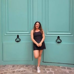 Meet your Posher, Holly